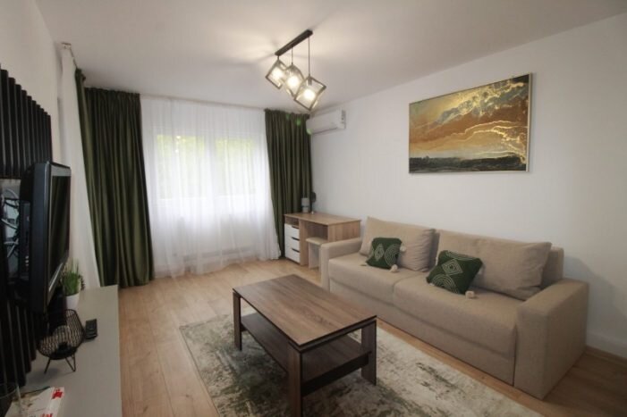 Tineretului, Timpuri Noi, inchiriere garsoniera renovata, centrala proprie.