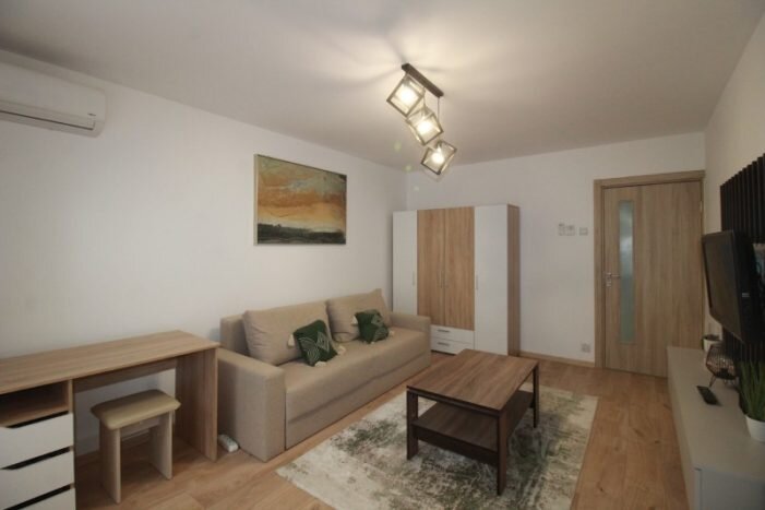 Tineretului, Timpuri Noi, inchiriere garsoniera renovata, centrala proprie.